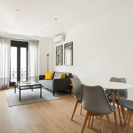 Apartamento En La Avenida De La Albufera Alquiler Temporal Madrid Esterno foto